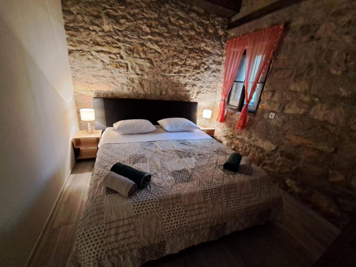 Apartman Zrinka Есенице Экстерьер фото